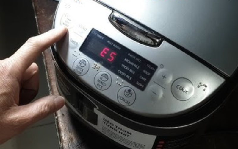 Lỗi E5 nồi cơm điện Toshiba - hình 7