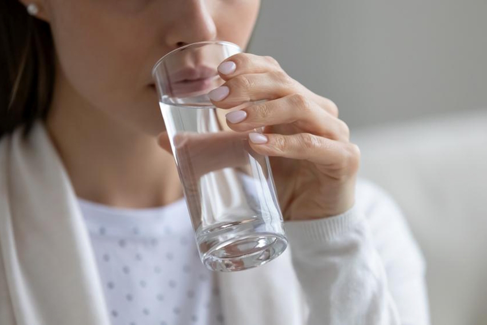 Lợi ích của nước ấm: Thói quen nhỏ nhưng mang lại thay đổi lớn cho sức khỏe