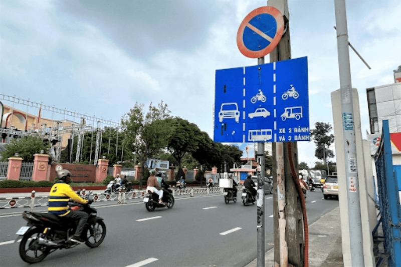 Lỗi không tuân thủ vạch kẻ đường (ảnh 2)