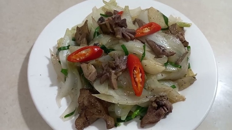Lòng gà xào hành tây (Hình 5)