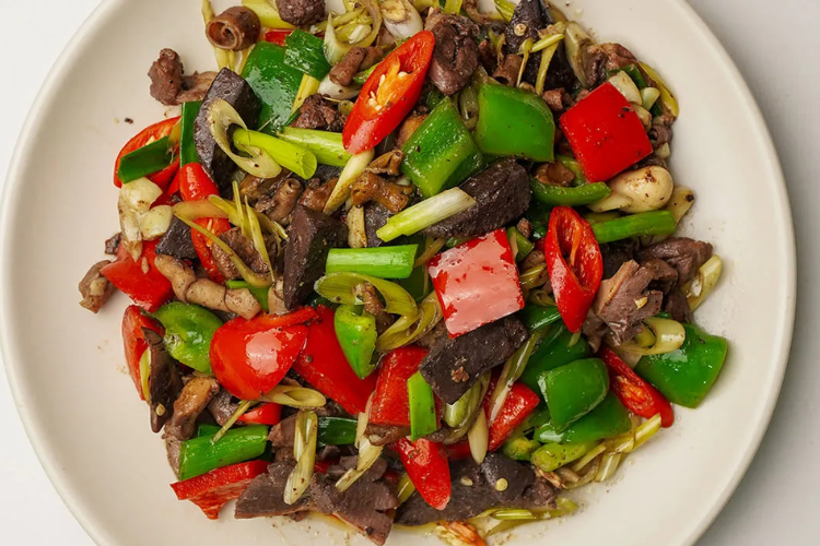 lòng gà xào ớt chuông 1