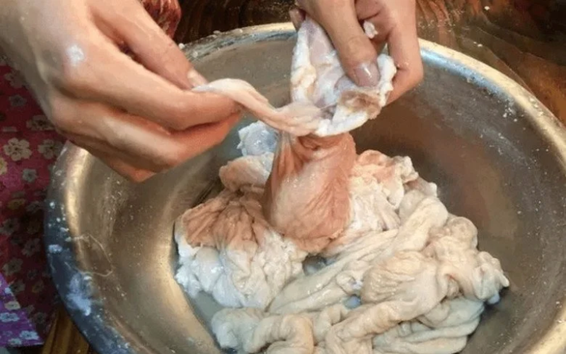 Sơ chế lòng già