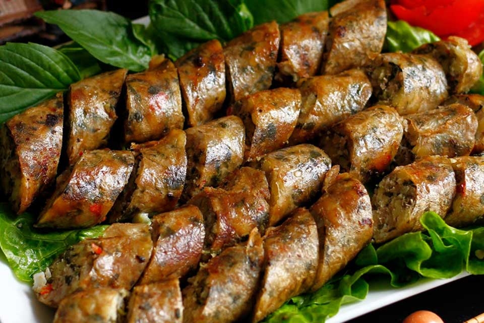 Cách làm lòng non dồi sụn giòn sần sật, đậm vị, ăn là mê, càng nhai càng cuốn