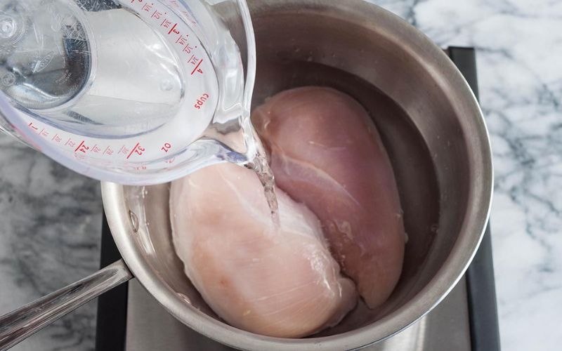 Luộc ức gà bao lâu? 3