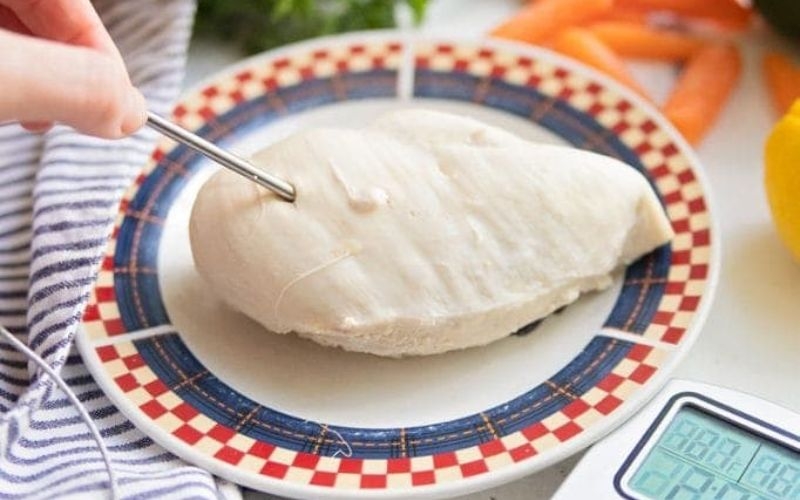 Luộc ức gà bao lâu? 4