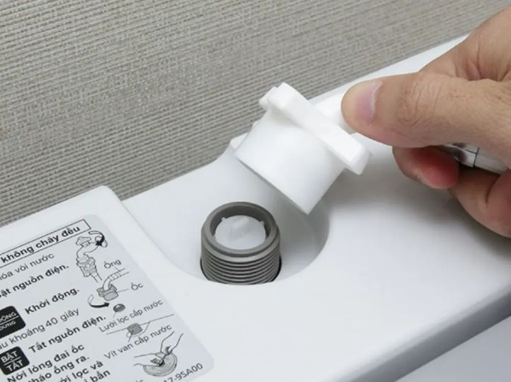 lưới lọc van cấp nước của máy giặt 3