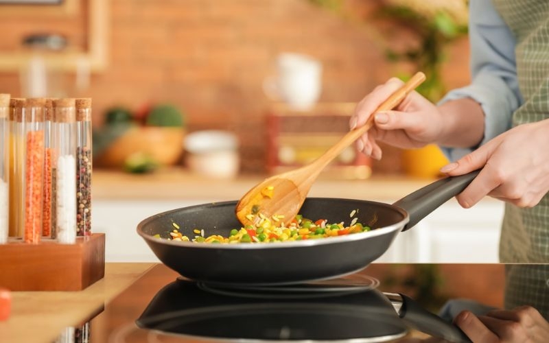 lưu ý khi sử dụng bếp điện 9