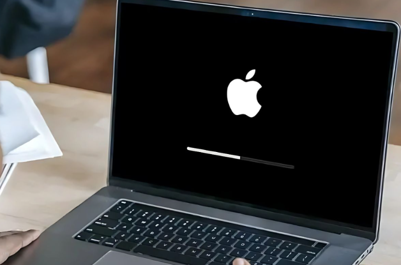 MacBook bị đen màn hình - hình 3