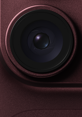 Ống kính khẩu độ thay đổi của camera Main trên iPhone 18 Pro màu Đỏ Burgundy