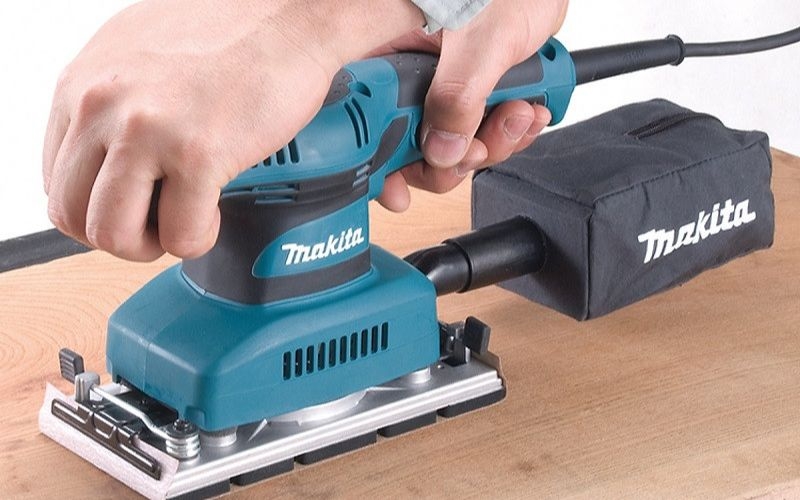 Máy chà nhám Makita