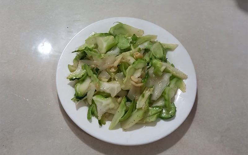 Mầm đá xào tỏi (hình 12)