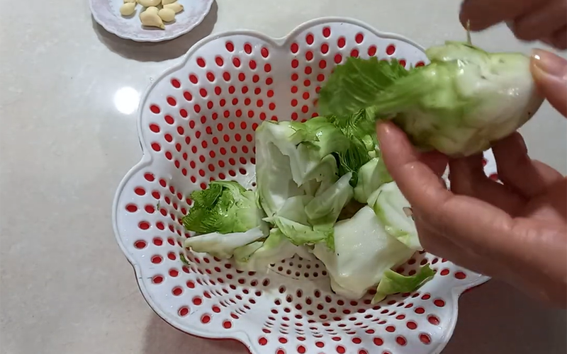 Mầm đá xào tỏi (hình 6)