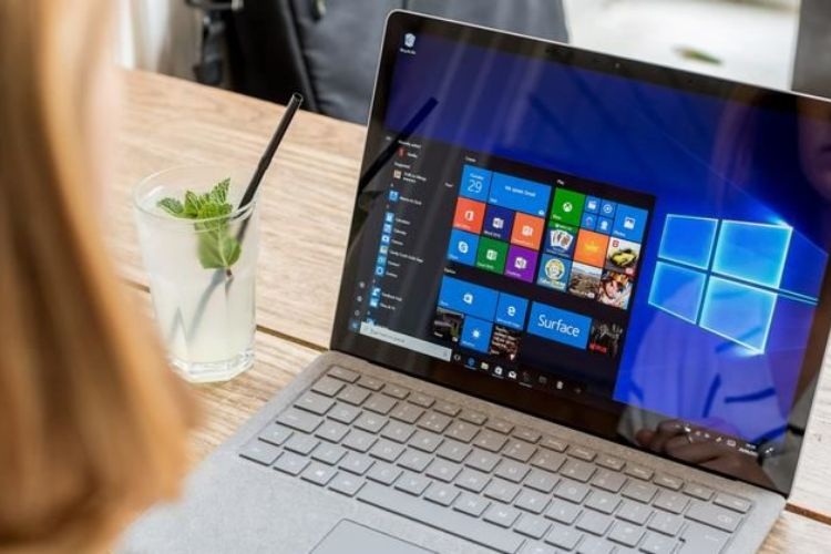 man-hinh-laptop-bi-nhay-lung-tung (3).jpg