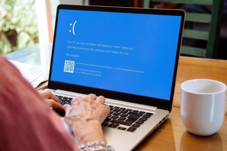 man-hinh-laptop-bi-nhay-lung-tung (4).jpg