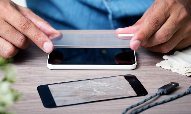 Màn hình Oppo bị loạn cảm ứng - ảnh 2