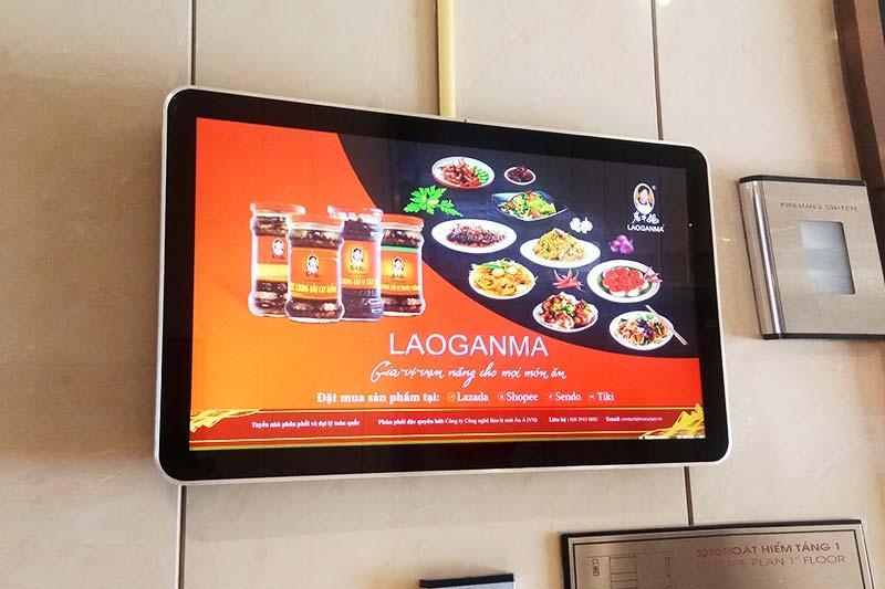 man hinh quang cao 32 inch