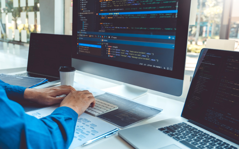 Phát triển ứng dụng và dịch vụ web