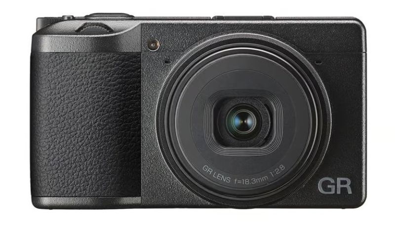 Máy ảnh compact Ricoh GR III