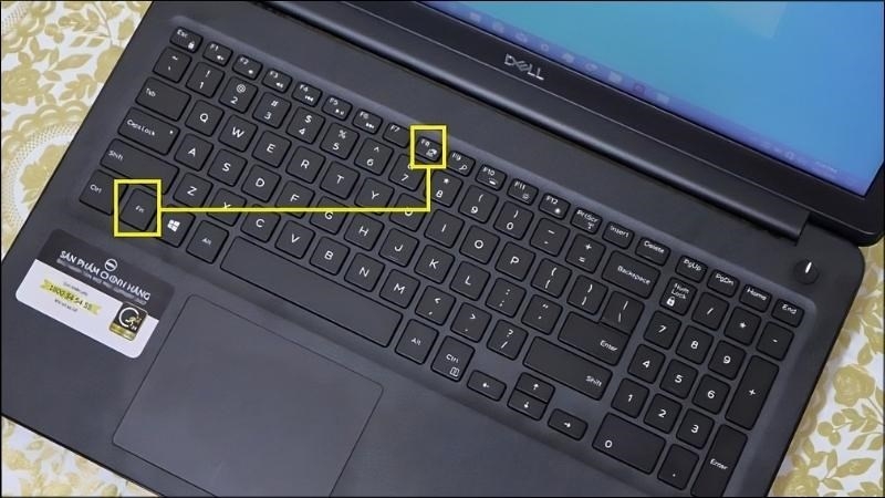 máy chiếu không nhận máy tính hình 4