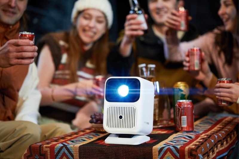 máy chiếu mini văn phòng 7