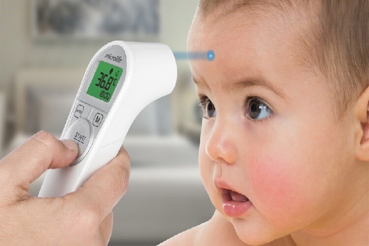Máy đo nhiệt độ trán nên mua loại nào? Những lưu ý khi sử dụng và bảo quản máy đo nhiệt độ trán 