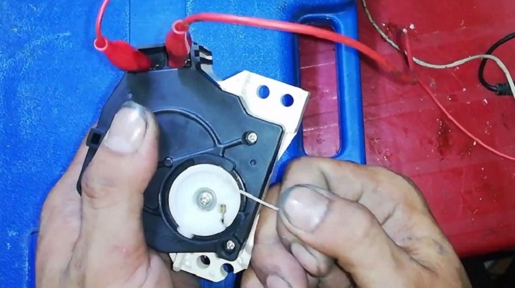 máy giặt LG không đóng van xả nước (Hình 3)