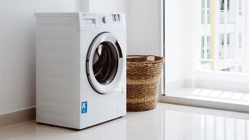 máy giặt rung mạnh làm di chuyển vị trí hình 4