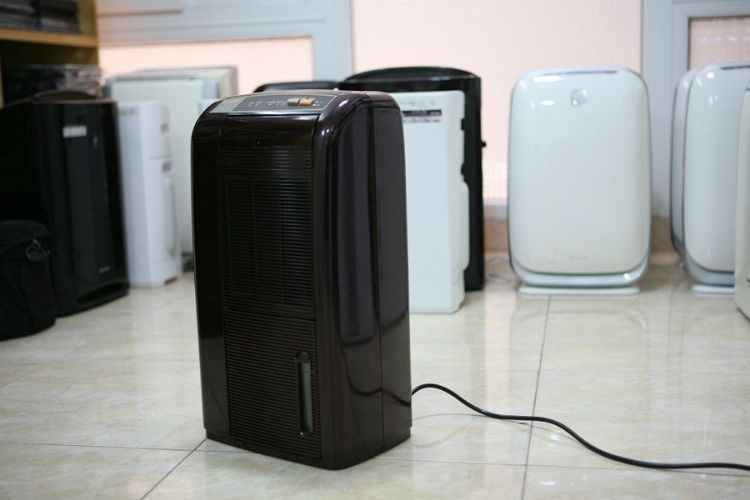 Nguyên do máy hút ẩm Sharp báo lỗi C2