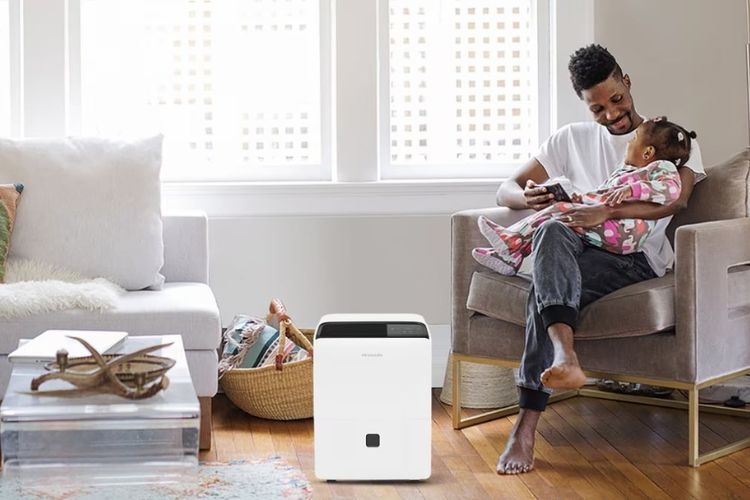 Máy hút ẩm Sharp báo lỗi C2 do dây nguồn bị đứt hoặc hư hỏng