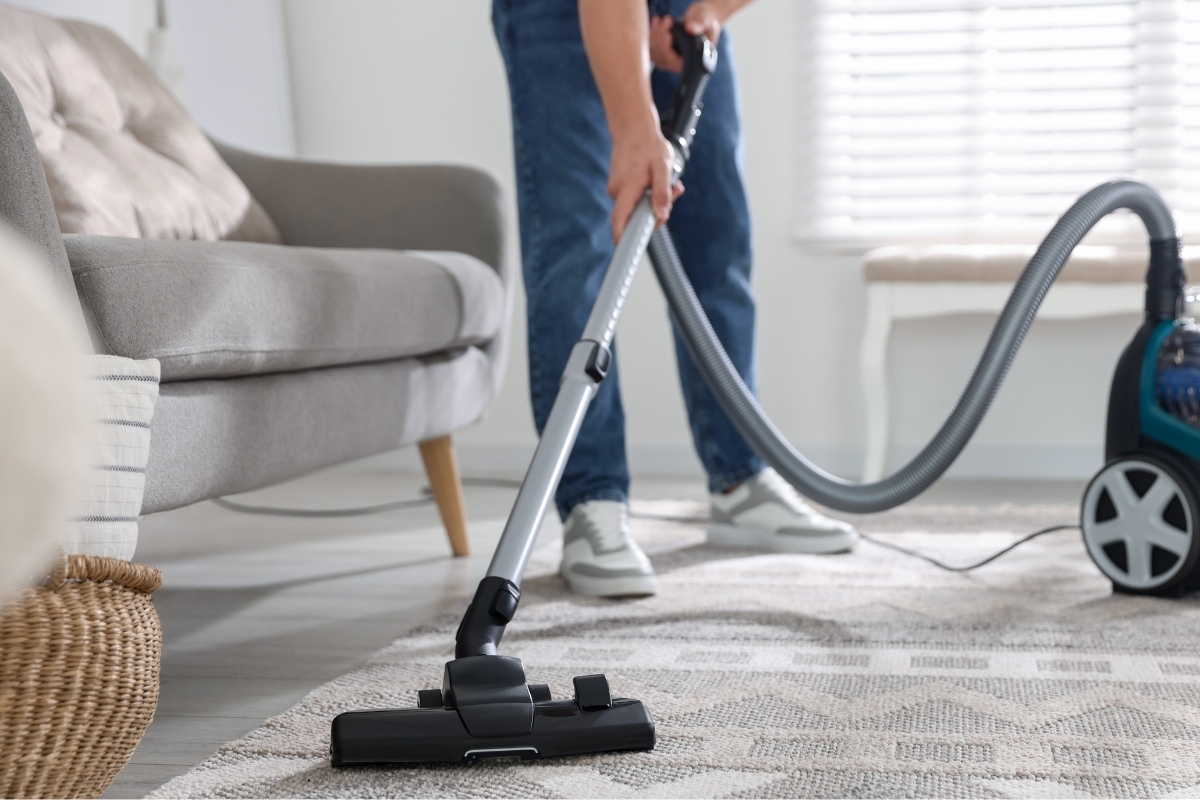 Top 5 máy hút bụi 2200 W: Lực hút mạnh, xử lý bụi bẩn nhanh chóng và tiện lợi!