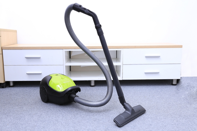 may hut bui panasonic mc cg370gn46