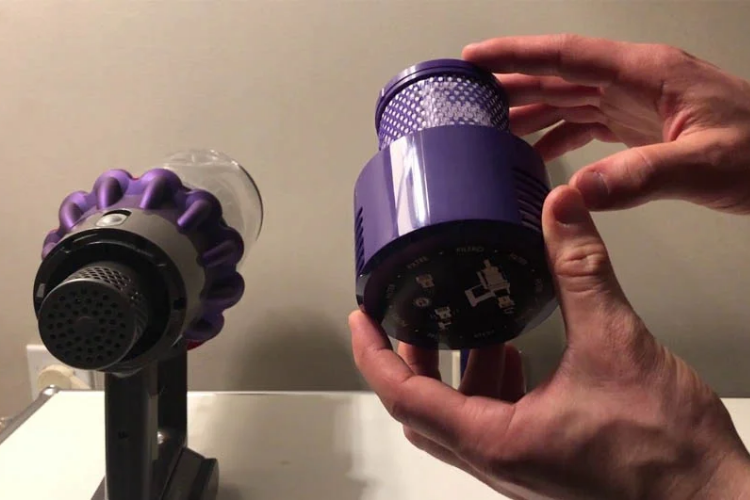 m&aacute;y h&uacute;t bụi dyson b&aacute;o lỗi filter 5