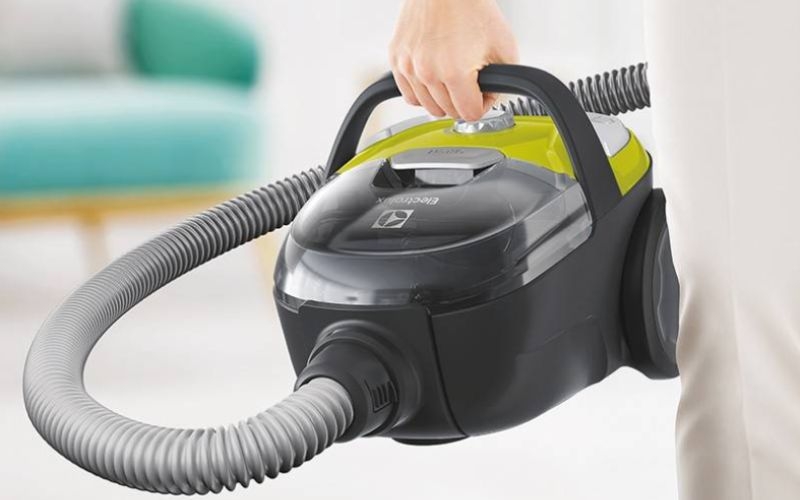 Máy hút bụi Electrolux Z1230 giá bao nhiêu