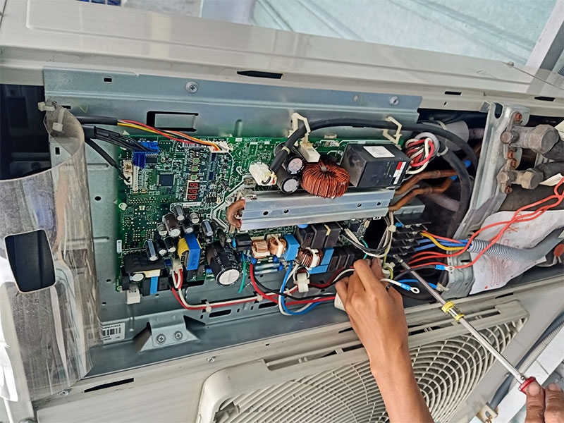 Máy lạnh không vào điện hình 1