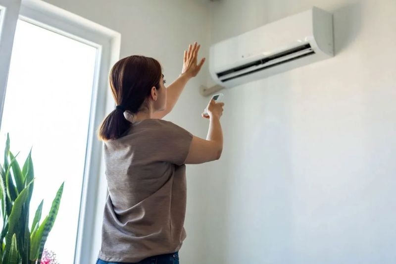 Máy lạnh mini treo tường ảnh 2