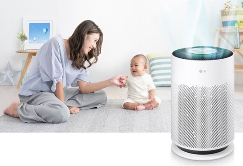 LG PuriCare AS60GHWG0 có thiết kế hút khí 360° và màng lọc HEPA 13 cho phòng rộng