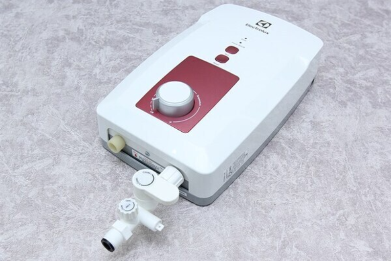 Máy nước nóng Electrolux có tốt không? Đánh giá chi tiết chất lượng và độ bền