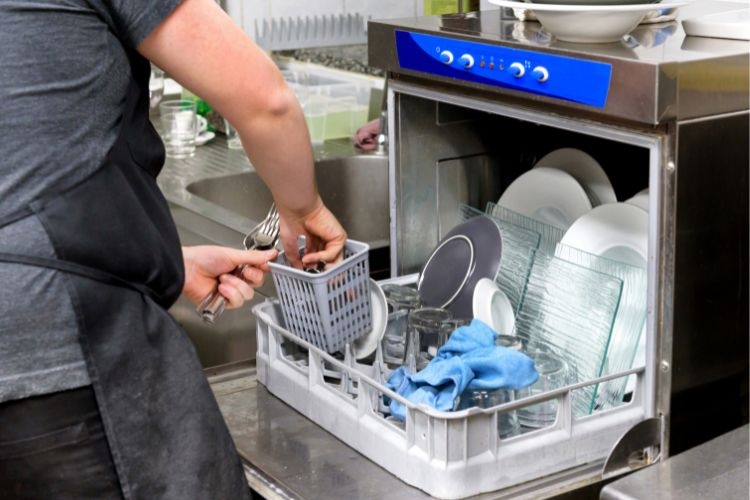 Top 5 máy rửa bát công nghiệp loại nhỏ tốt nhất hiện nay