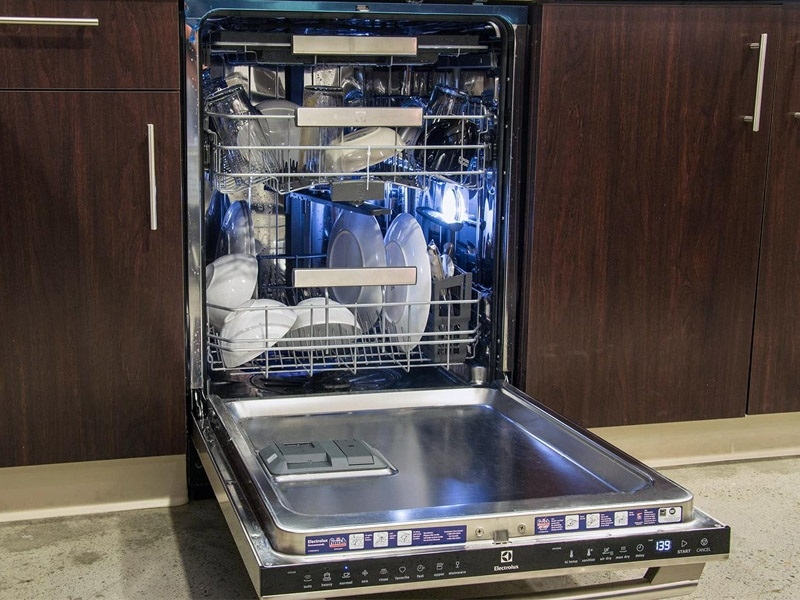 danh gia may rua bat electrolux