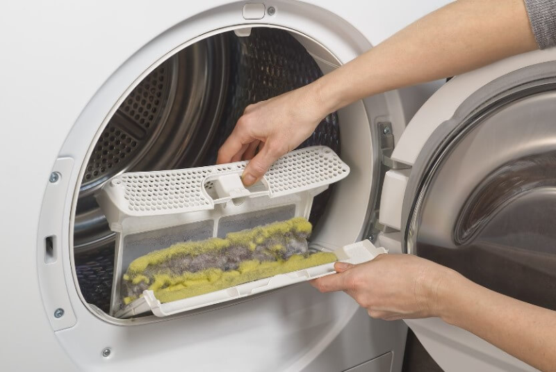 Máy sấy Aqua có mùi khét (hình 3)