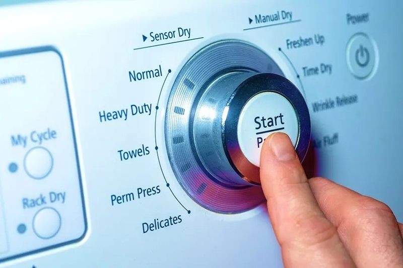 Máy sấy Electrolux bị lỗi E50 ảnh 3