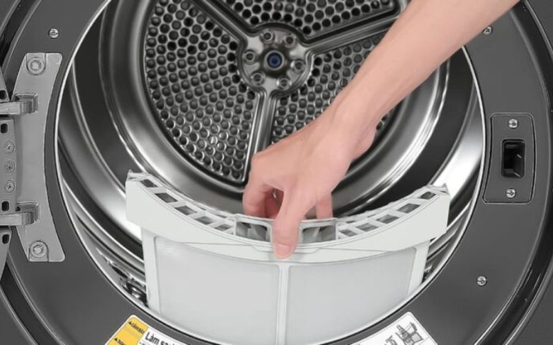 Vệ sinh ngăn kéo bộ lọc và bộ lọc ngưng tụ của máy sấy LG