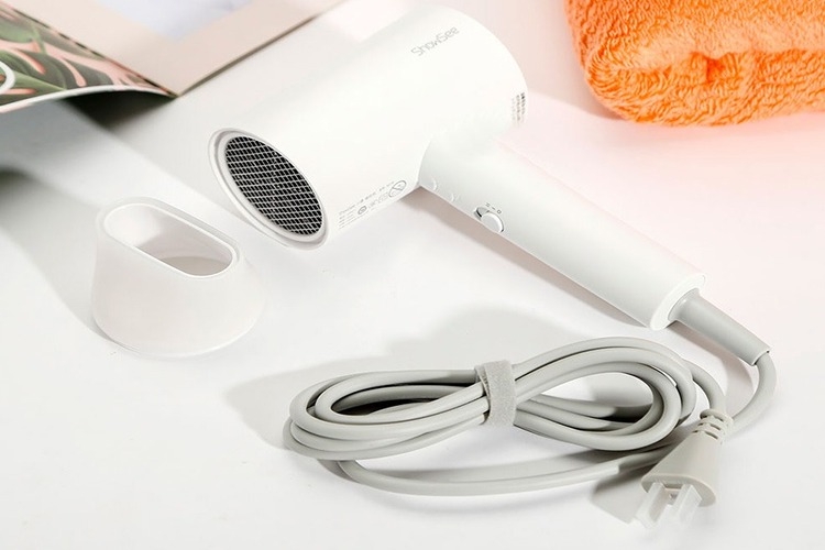 Máy sấy tóc không dây tiện lợi, nhỏ gọn và hiện đại cho cuộc sống năng động