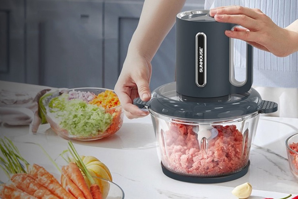 TOP 7 máy xay thịt gia đình tốt nhất 2026: Xay nhuyễn nhanh chóng, hỗ trợ nấu ăn nhanh và tiện hơn