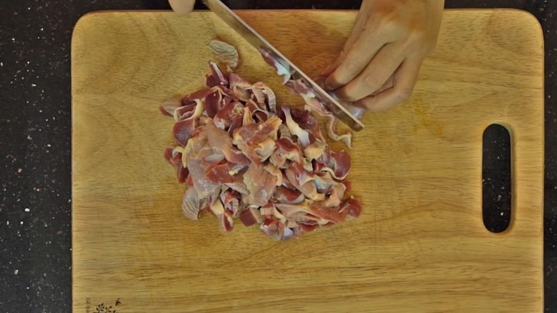 mề gà xào cay 5