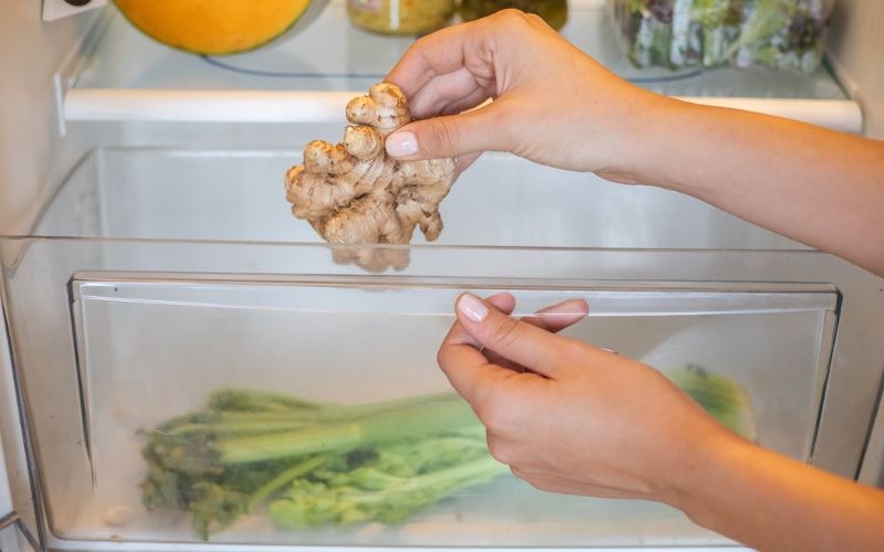 Mẹo bảo quản gừng tươi trong ngăn mát tủ lạnh