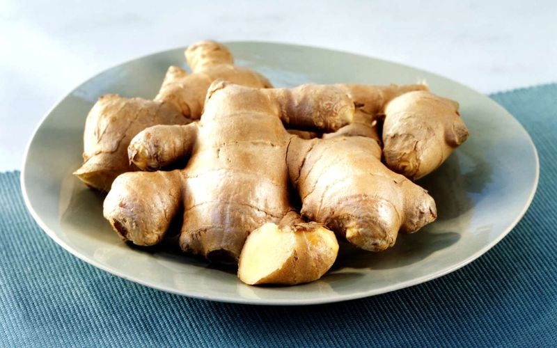 Mẹo bảo quản gừng tươi trong cát