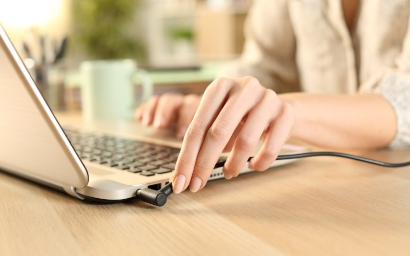 Mẹo kéo dài tuổi thọ pin laptop 2