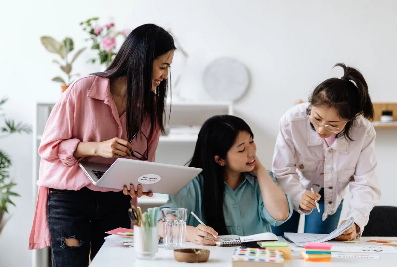 Moonlighting là gì? (hình 7)