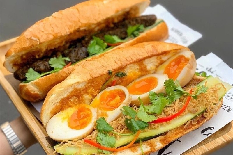 Một ổ bánh mì trứng bao nhiêu calo 5